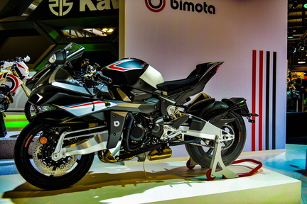 EICMA 112022 STE 6300